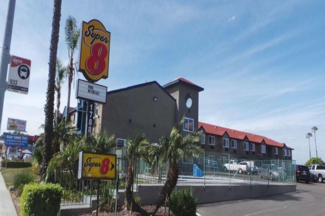 Super 8 By Wyndham San Diego/Imperial Beach Kültér fotó