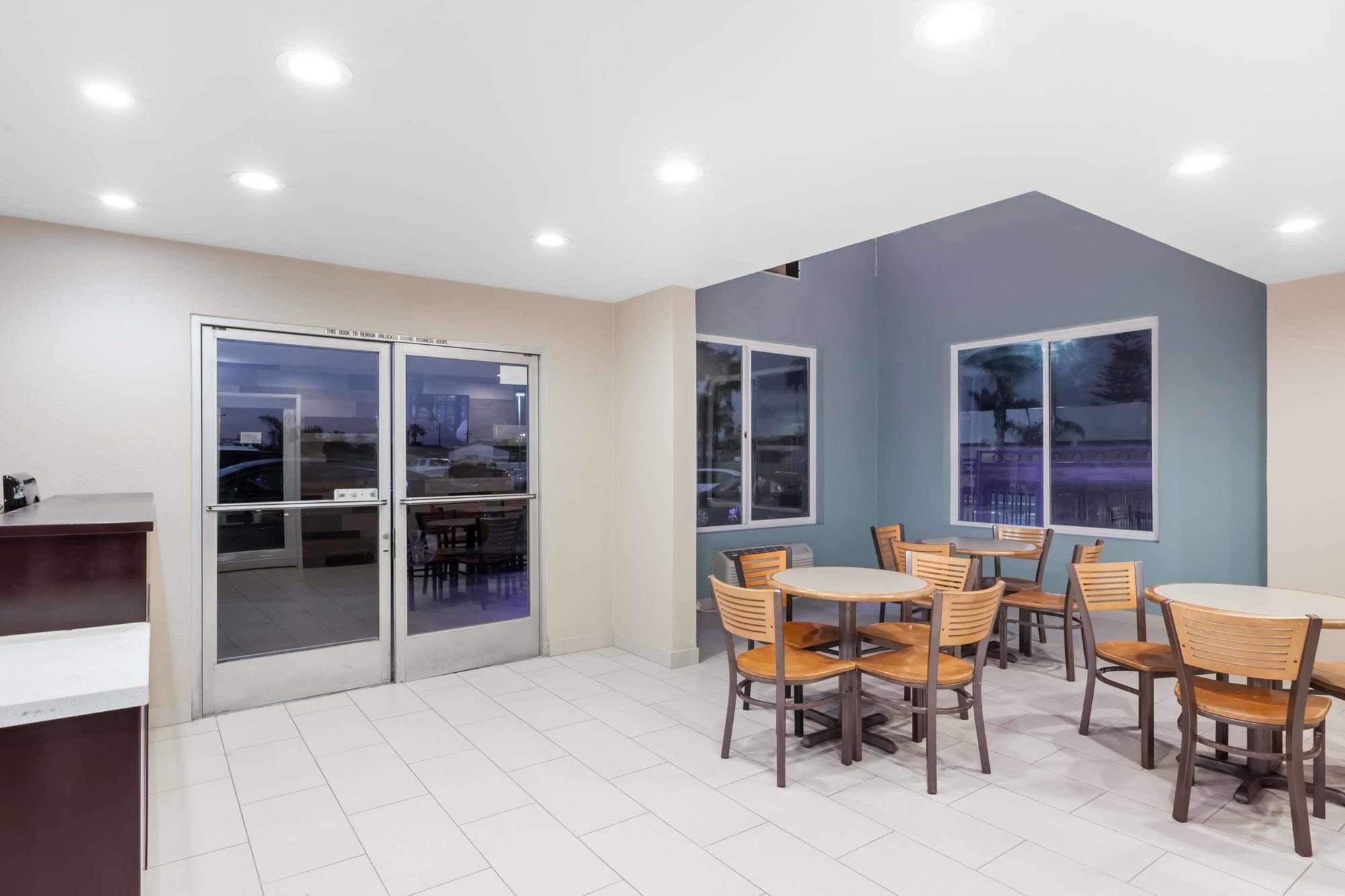 Super 8 By Wyndham San Diego/Imperial Beach Kültér fotó